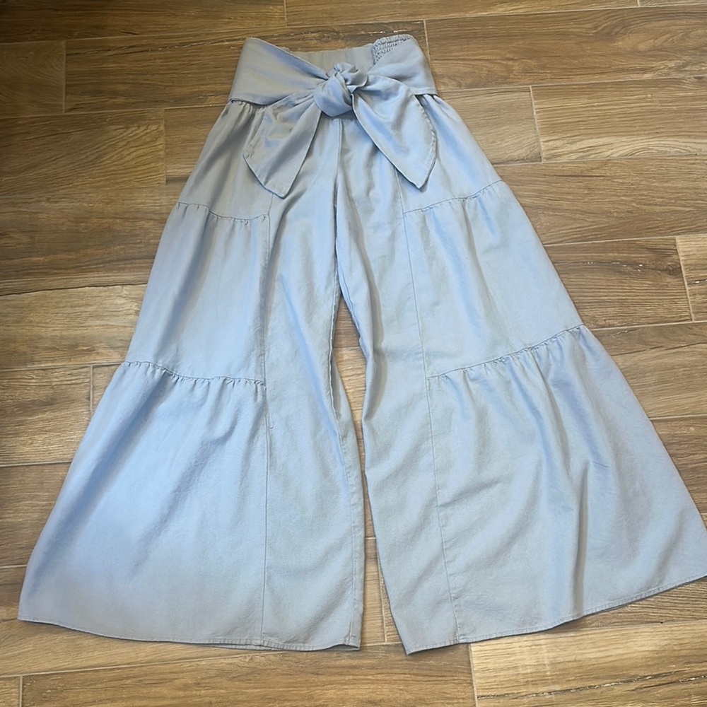 Chic Blue Wide-Leg Pants with High Waist